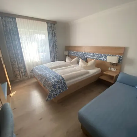 Hotel Falkenseer Hof *