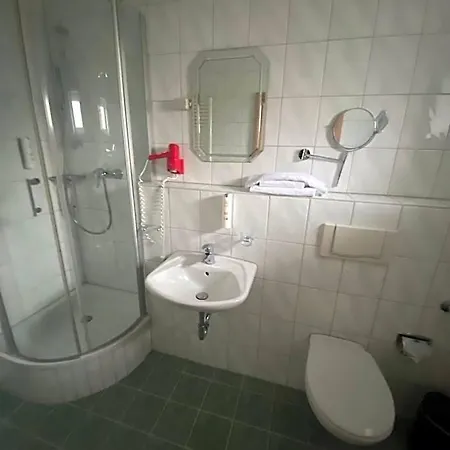 Falkenseer Hof Hotel *